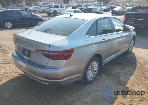 2019 Volkswagen Jetta S/Se/R-Line z USA, uszkodzony, nr VIN 3VWC57BU4KM199123